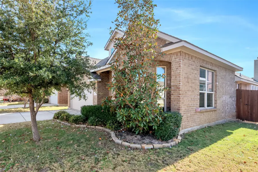 629 Fox View Drive, Fort Worth, TX 76131 - Image #3
