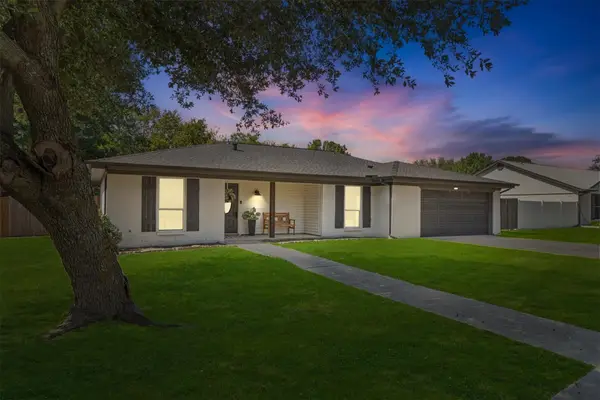 2717 Prestondale Drive, Hurst, TX 76054