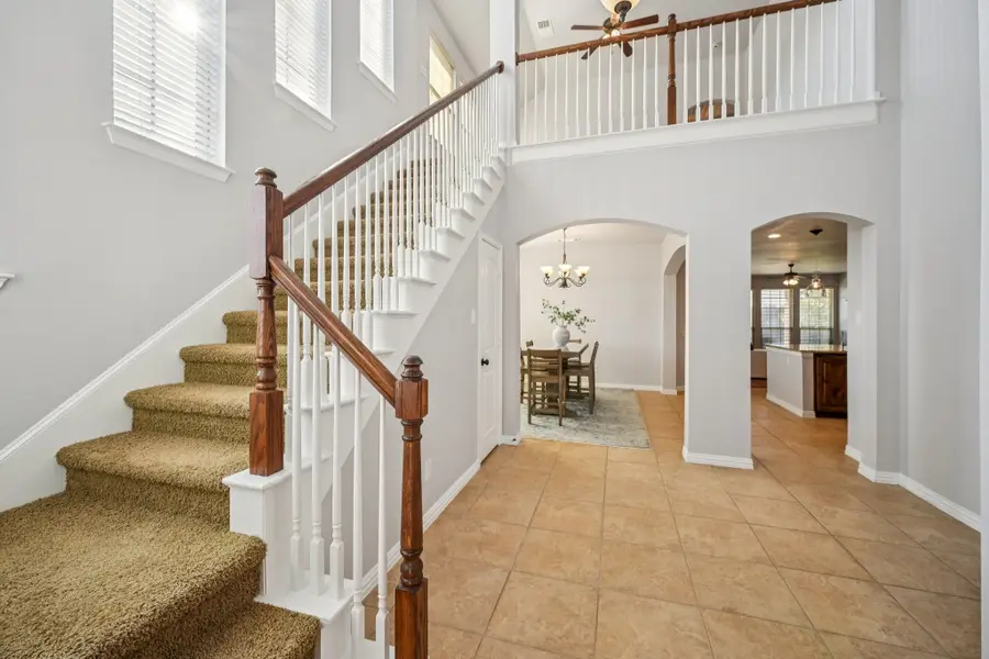 520 Eastland Drive, Lewisville, TX 75056 - Image #3