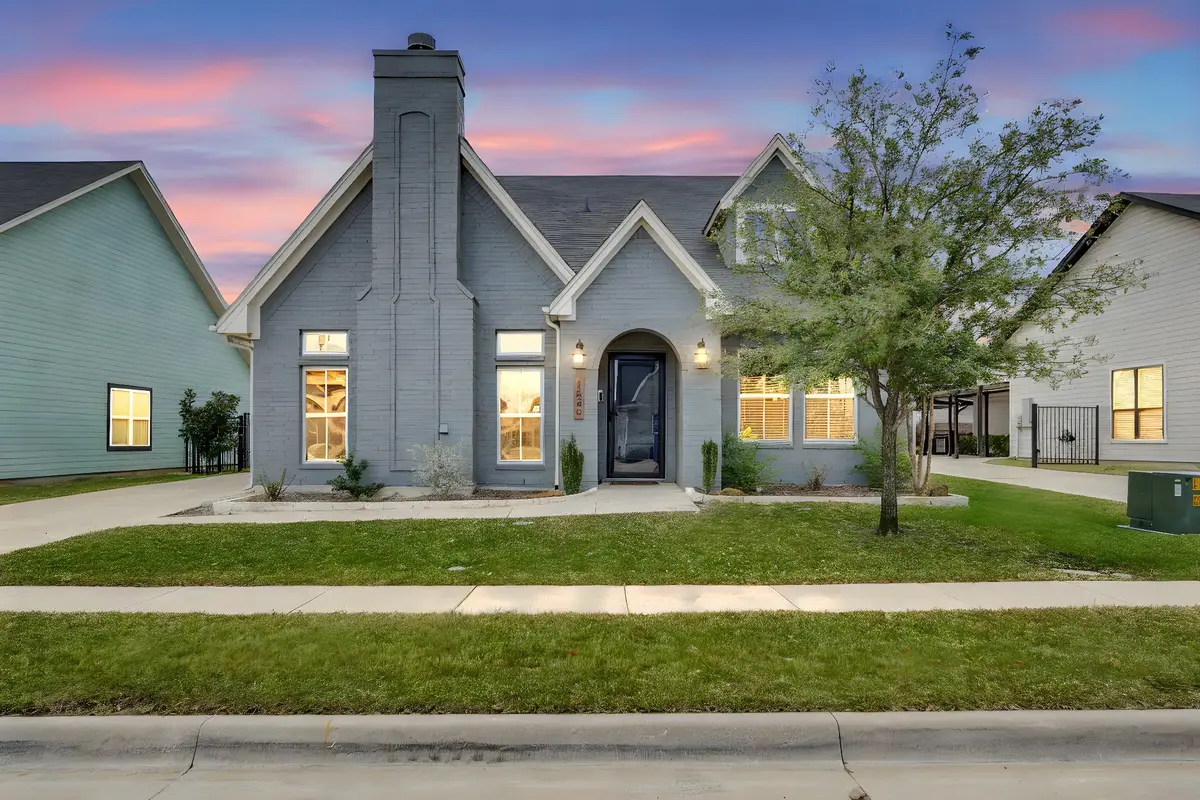 1565 Lizzie Lane, Burleson, TX 76028 - Image #1