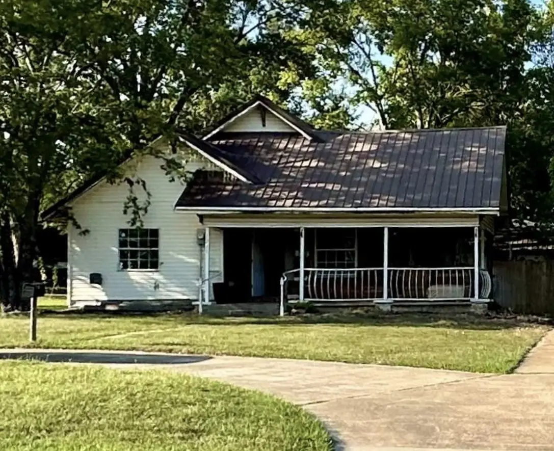 1201 College Street, Sulphur Springs, TX 75482 - Image #1