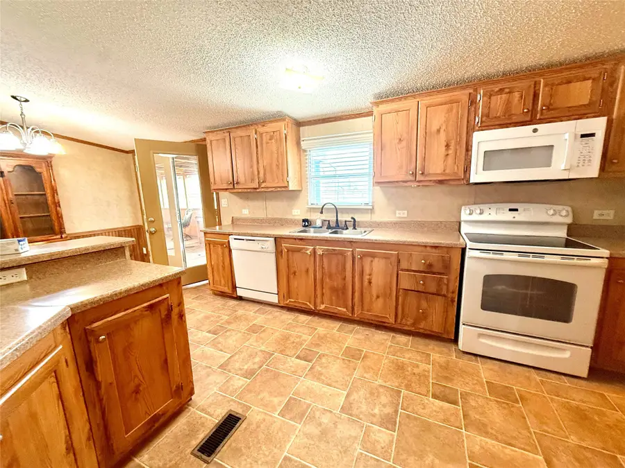 254 Holiday Village Drive, Quitman, TX 75783 - Image #3