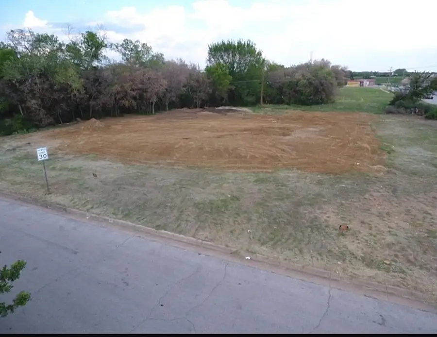 3745 Burnice Drive, Fort Worth, TX 76119 - Image #2