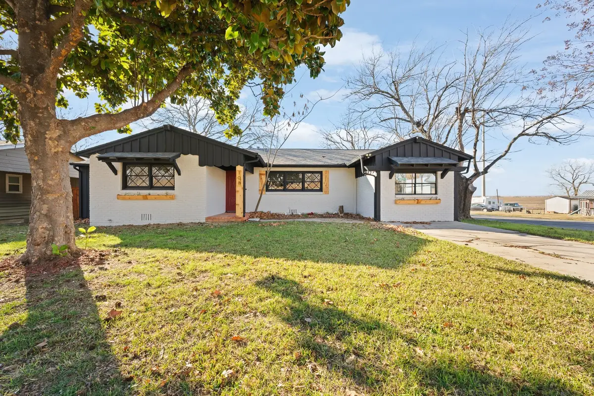 108 Hilltop Drive, Grandview, TX 76050 - #1