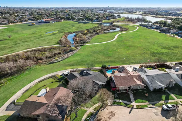 1954 Rambling Ridge Lane, Carrollton, TX 75007