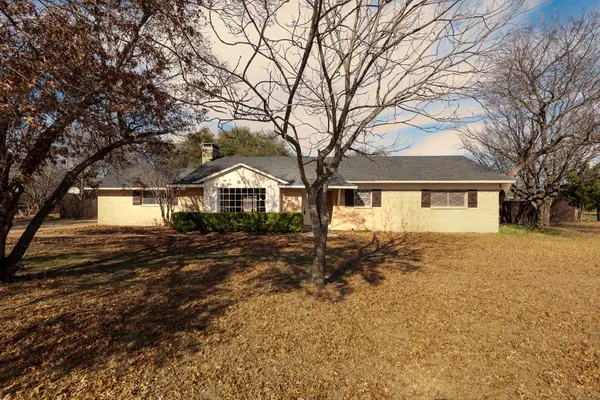 128 Lariat Trail, Ovilla, TX 75154