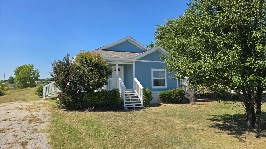 940 Prairie Clover Trail, Fort Worth, TX 76131 - Image #2