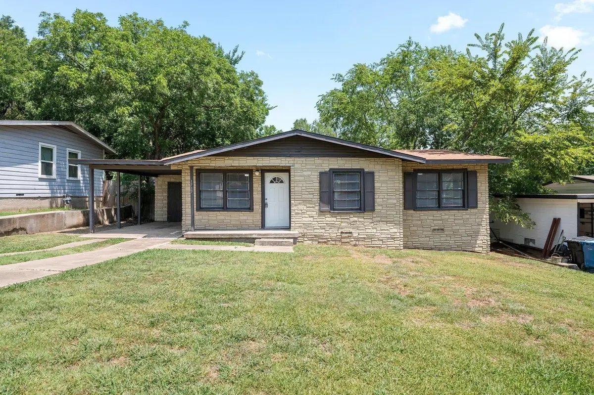 1717 Meadowlark Lane, Denison, TX 75020 - Image #1