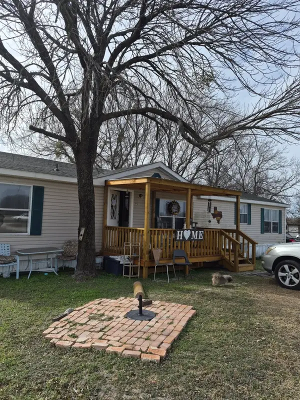 7241 S Interstate 45 Service Road, Alma, TX 75119