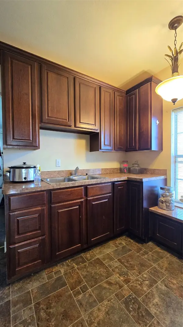 204 W Crossmain, Milford, TX 76670