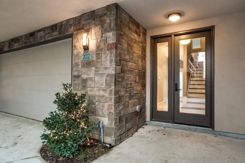 1717 Annex Avenue #202, Dallas, TX 75204 - Image #1