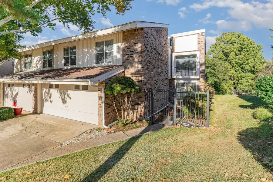 2945 Country Place Circle, Carrollton, TX 75006 - #2