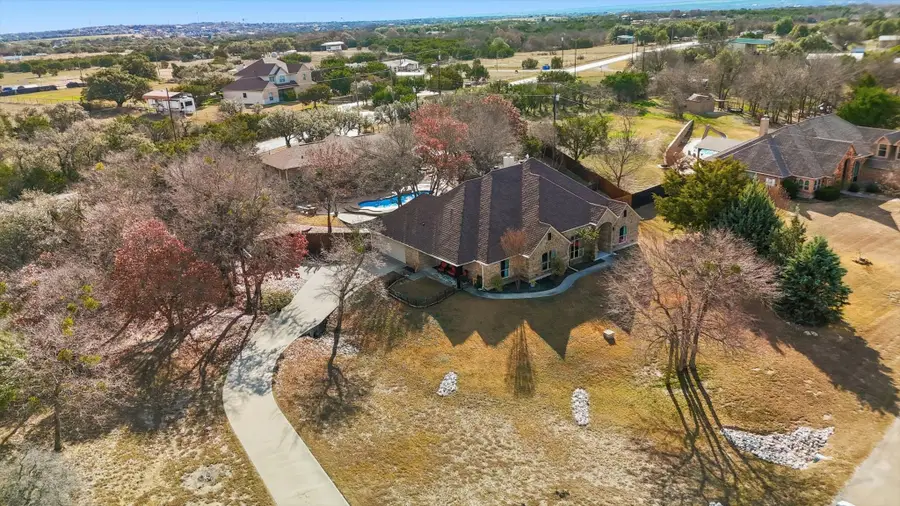 268 Hidden Creek Loop, Weatherford, TX 76085 - Image #2