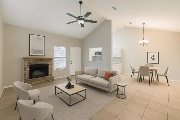 610 Canterbury Street, Euless, TX 76039