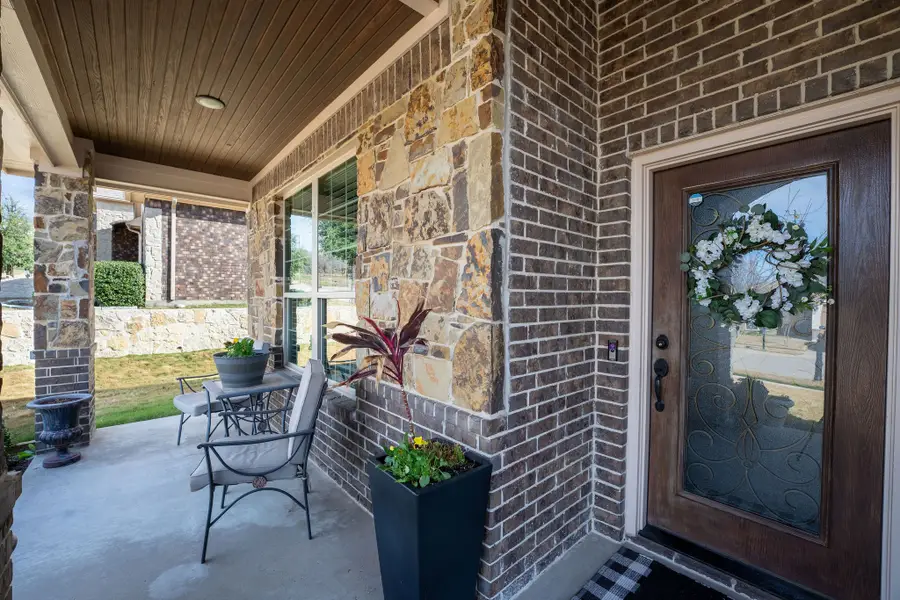 923 White Marlin Drive, Burleson, TX 76028 - Image #3