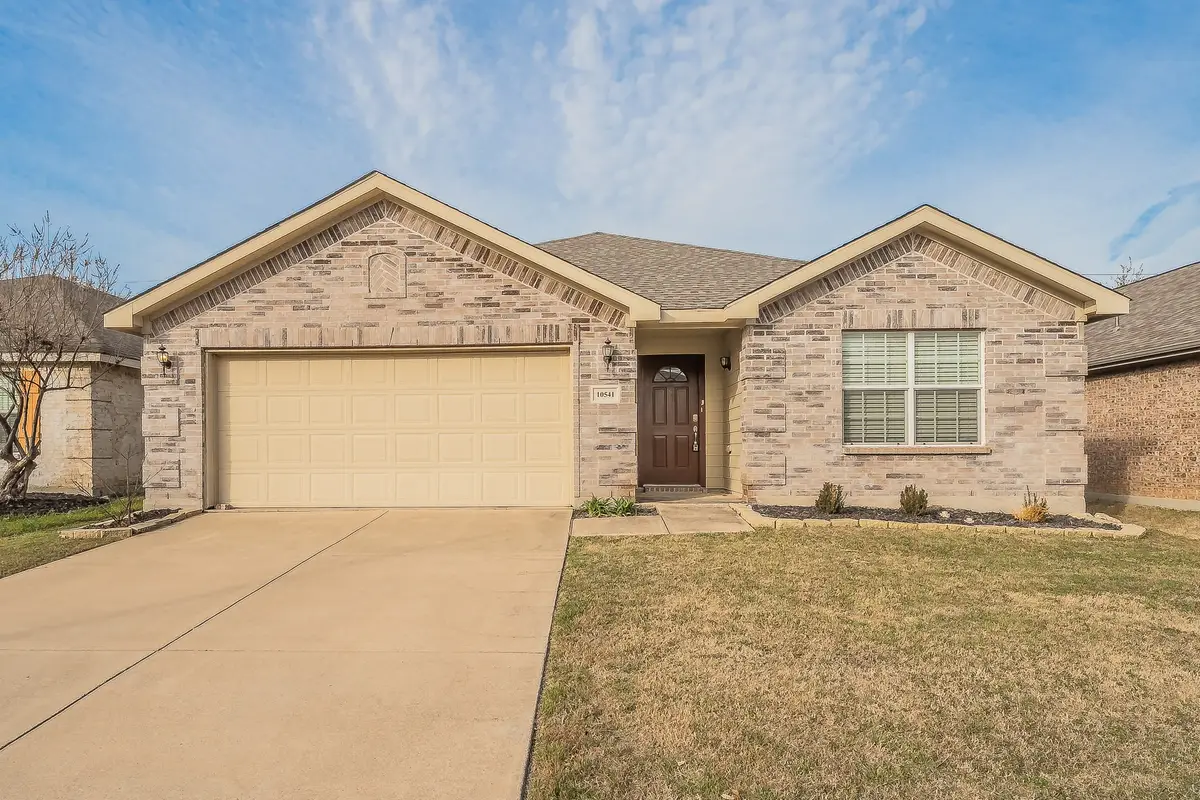 10541 Rising Knoll Lane, Fort Worth, TX 76131 - Image #1