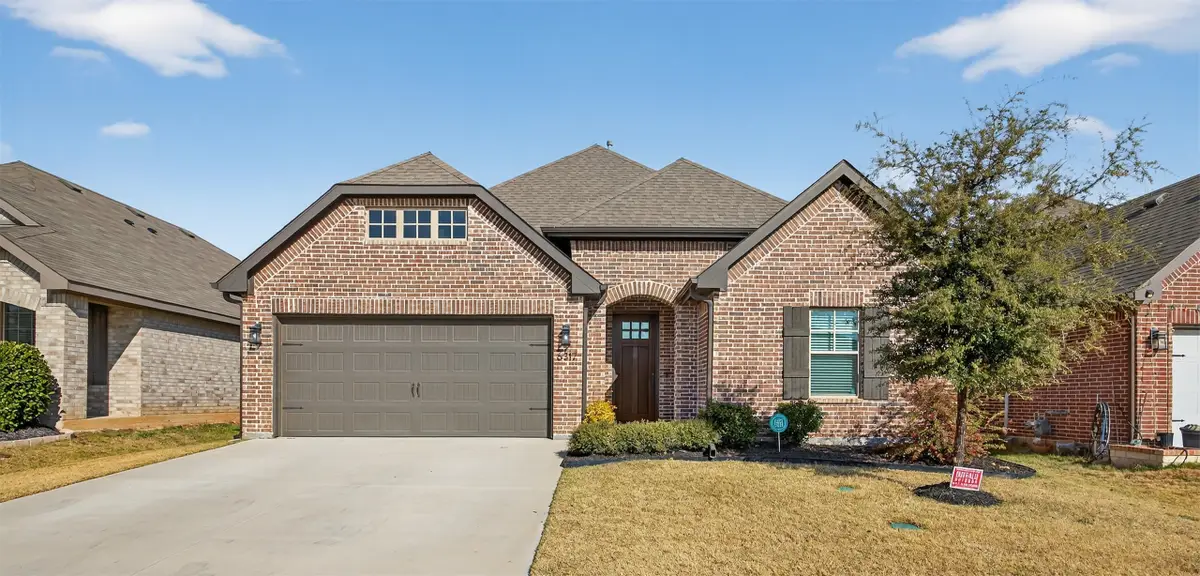 6317 Red Cliff Drive, Fort Worth, TX 76179 - Image #1