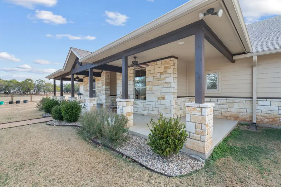 1211 County Road 1024, Glen Rose, TX 76043 - Image #3