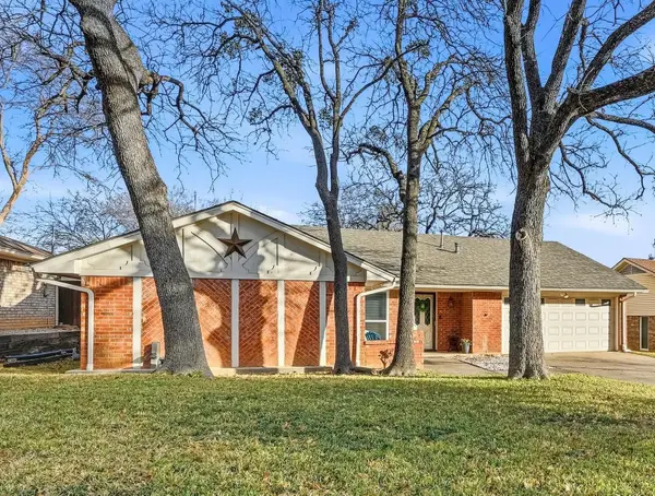 5717 Overridge Court, Arlington, TX 76017