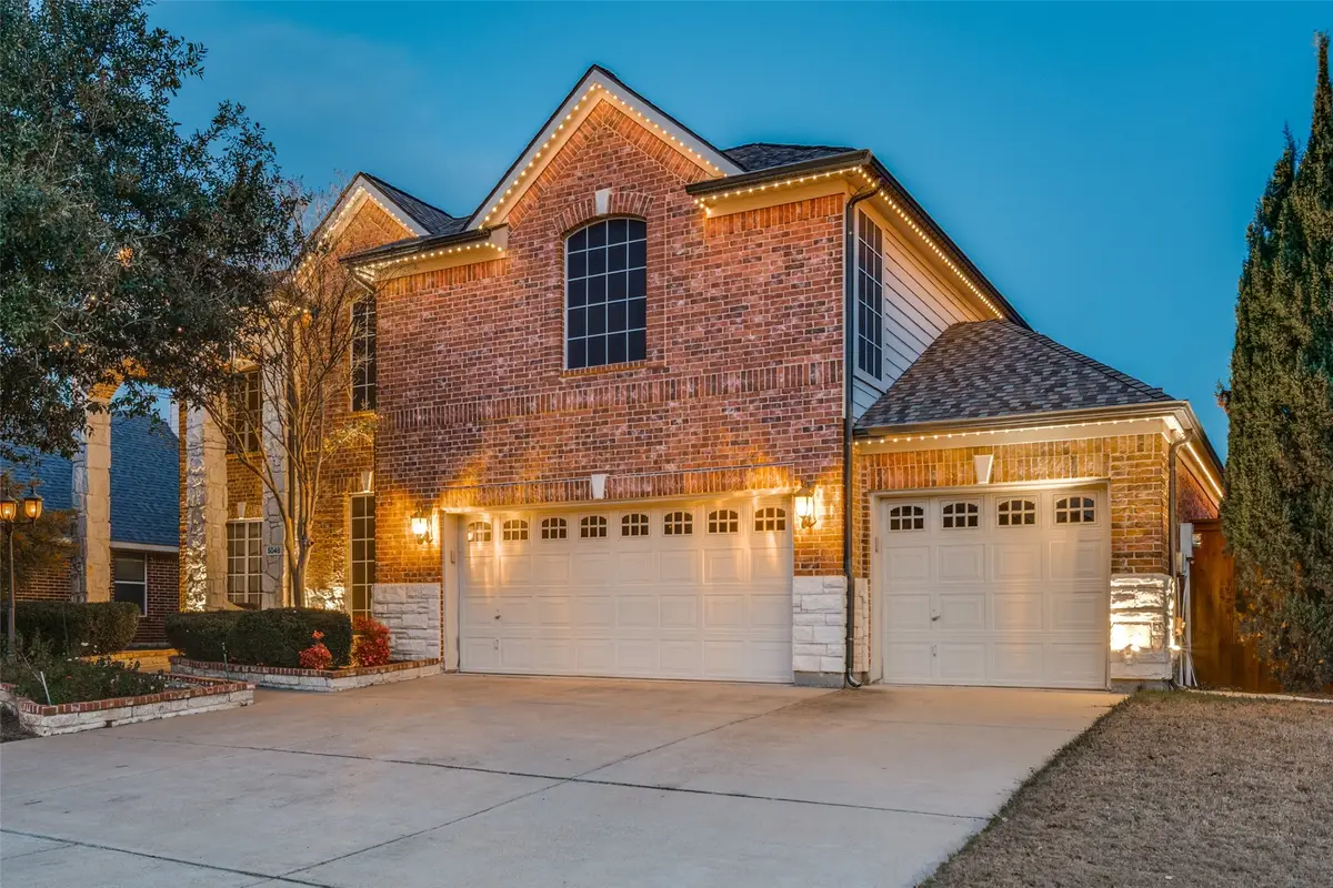5048 Golden Eagle Drive, Grand Prairie, TX 75052 - Image #1