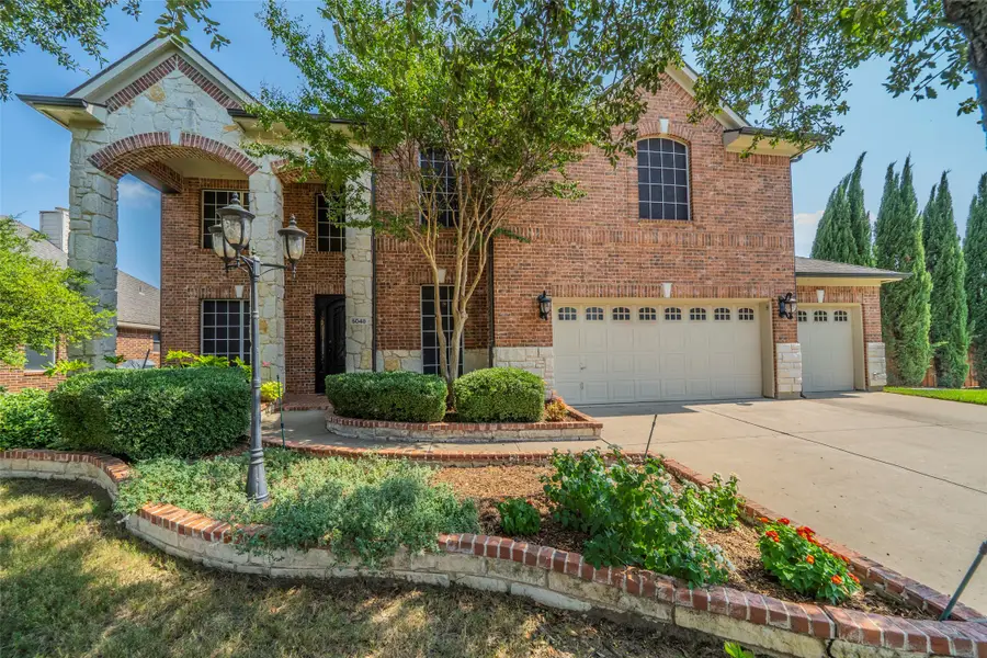 5048 Golden Eagle Drive, Grand Prairie, TX 75052 - Image #2