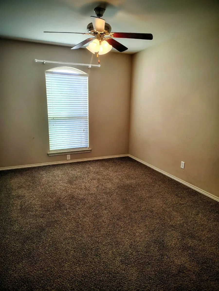 805 Fisher Street, San Angelo, TX 76901 - Image #3