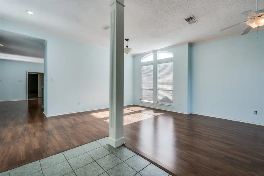 7133 Deer Hollow Drive, Fort Worth, TX 76132 - Image #2