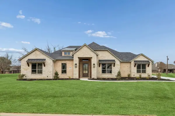 2165 Middlewood Circle, Granbury, TX 76049