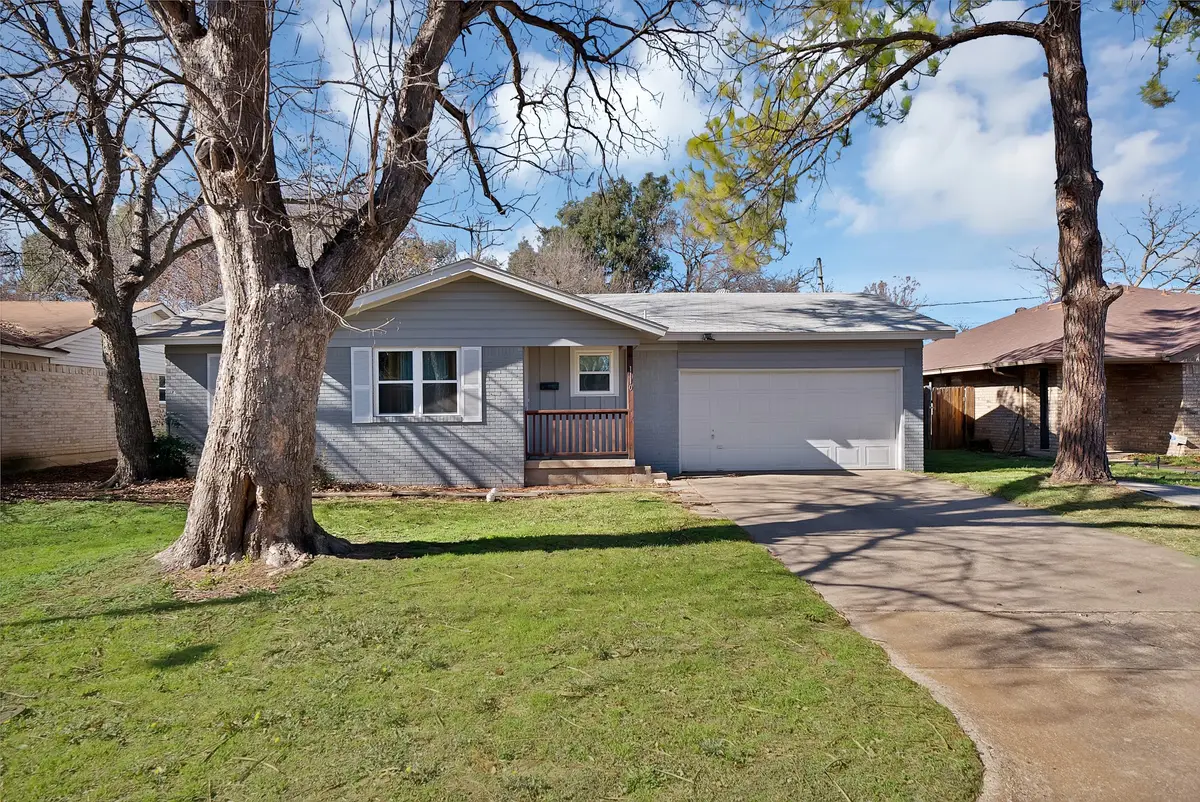 1110 Hollis Street, Arlington, TX 76013 - Image #1