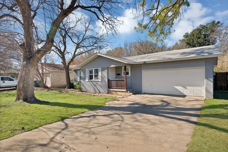 1110 Hollis Street, Arlington, TX 76013 - Image #3
