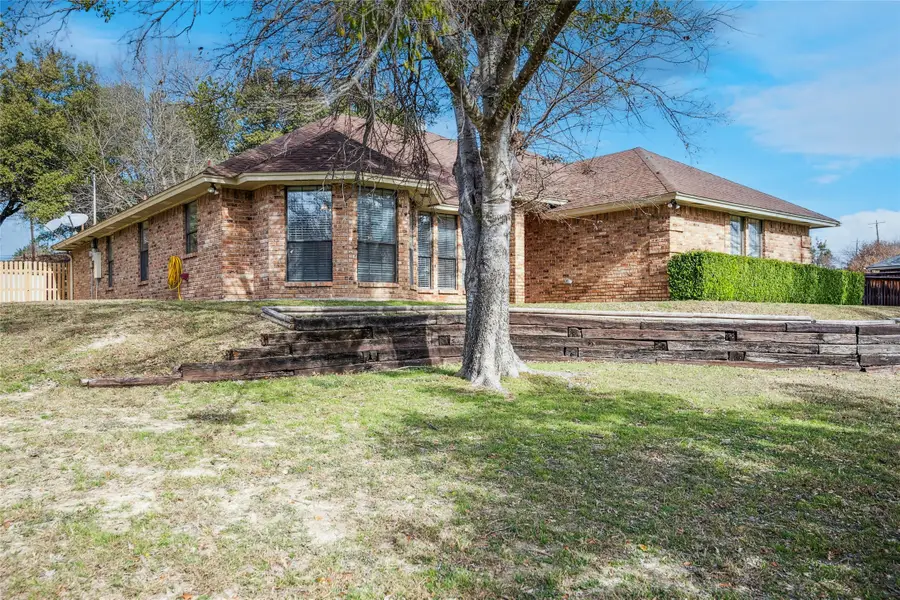 145 Deer Creek Drive, Aledo, TX 76008 - Image #3