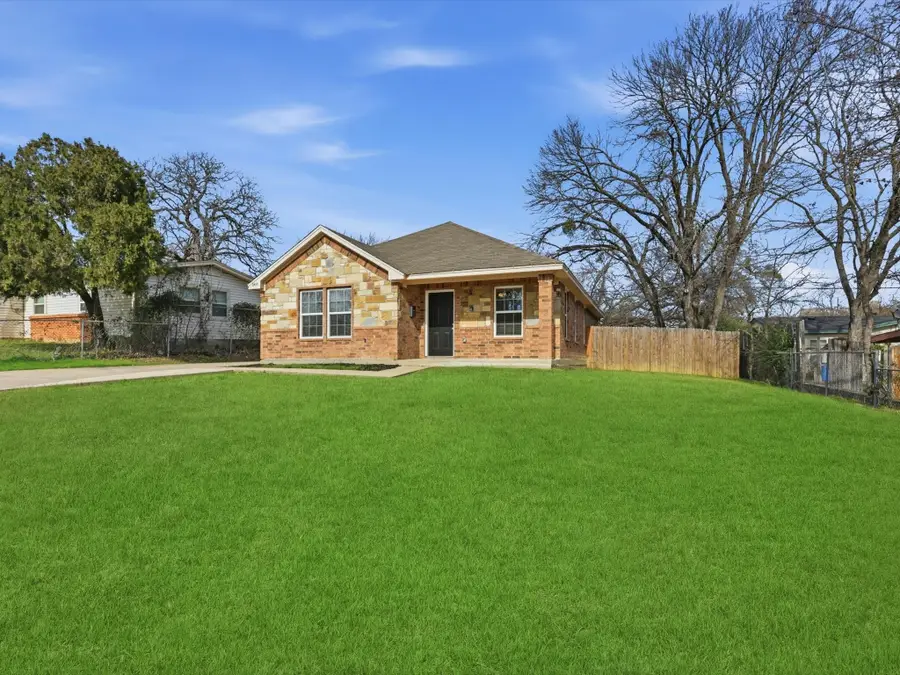 6409 Ramey Avenue, Fort Worth, TX 76112 - #2