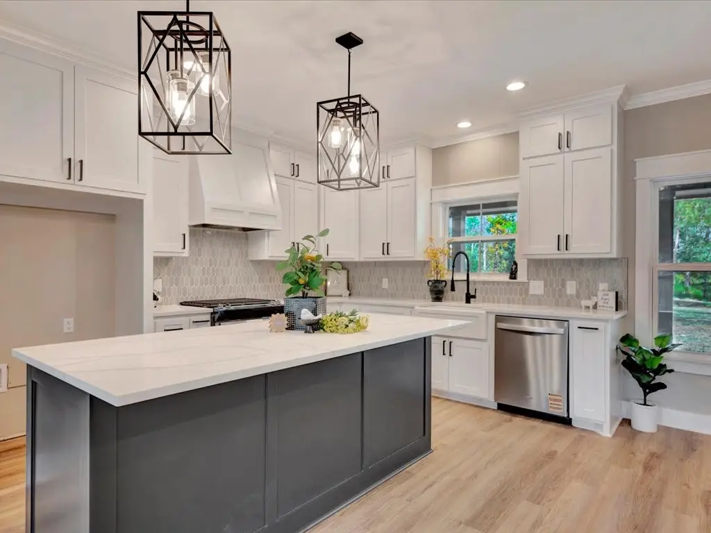 537 C C Road, Diboll, TX 75941 - #1