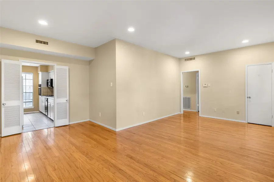 6011 E University Boulevard E #247, Dallas, TX 75206 - Image #3