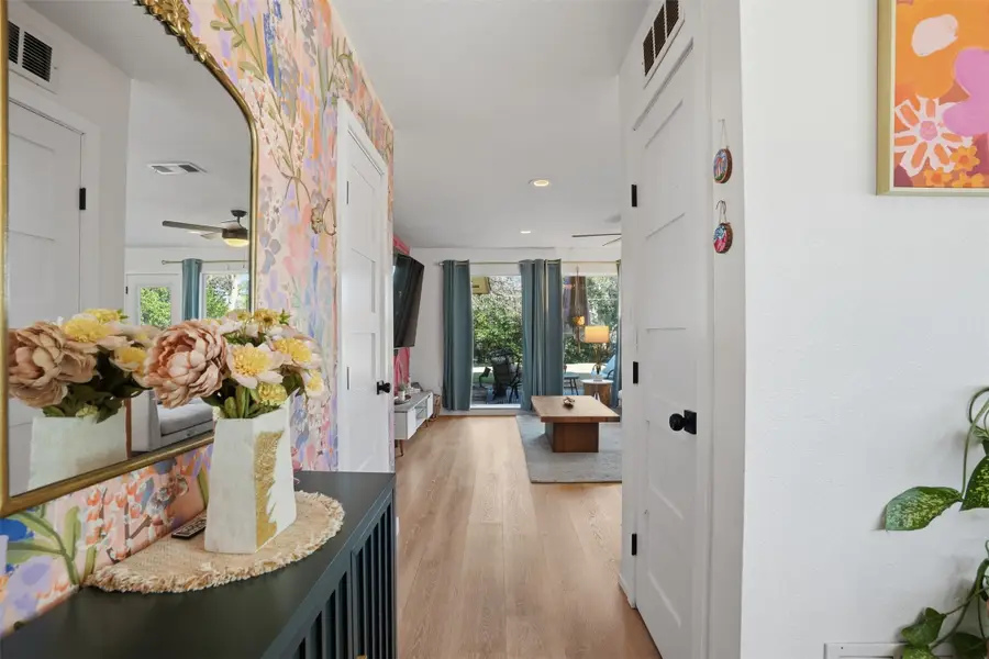 1008 Ridgewood Terrace, Arlington, TX 76012 - Image #3