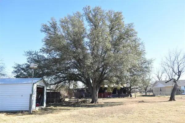 4230 Cr 206, Breckenridge, TX 76424