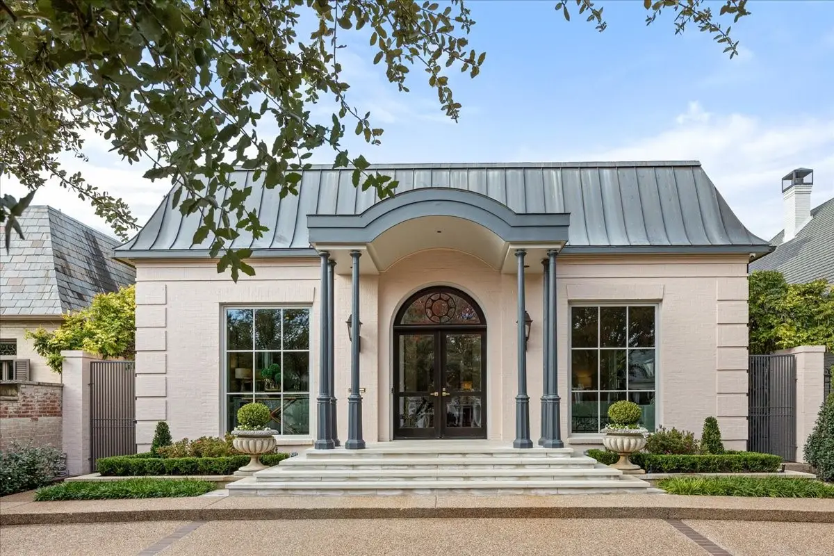 1616 Carleton Avenue, Fort Worth, TX 76107 - Image #1