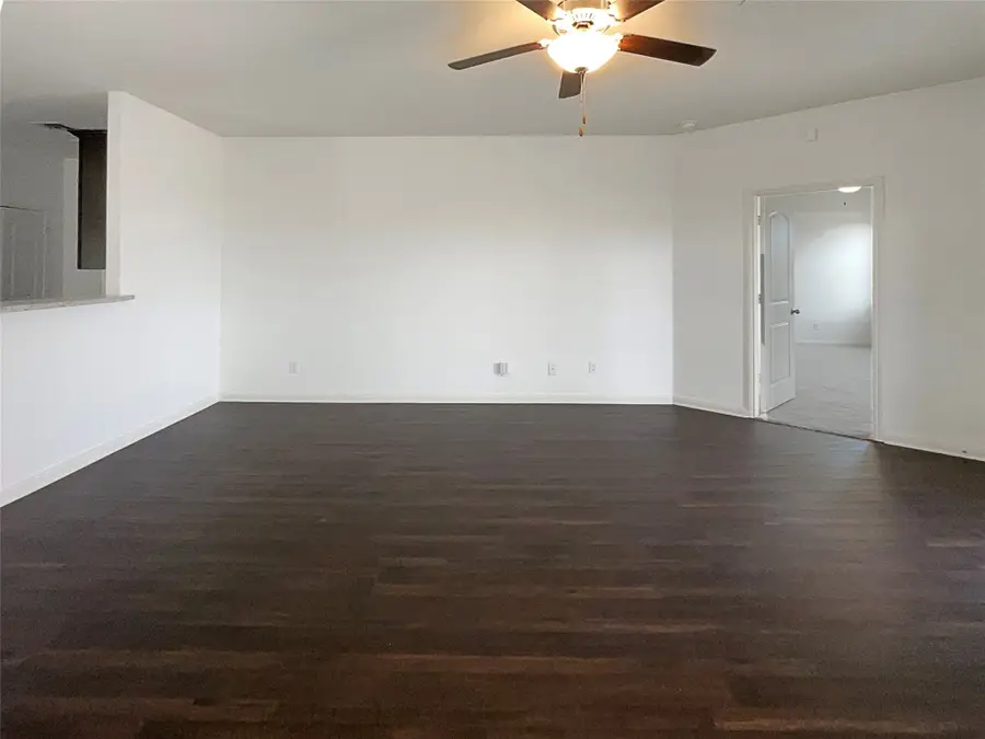 1532 Mackinac Drive, Crowley, TX 76036 - Image #3