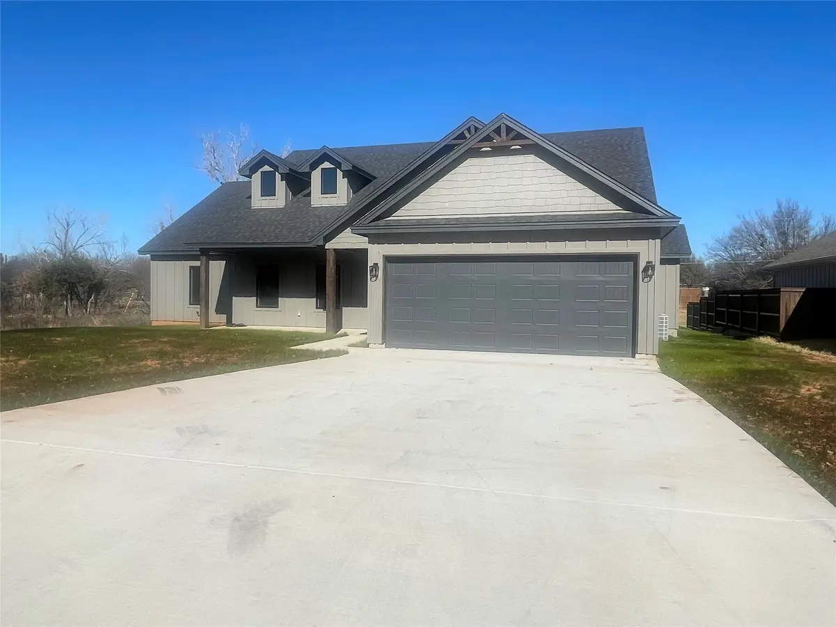 1007 Westwood Drive, Graham, TX 76450 - #1