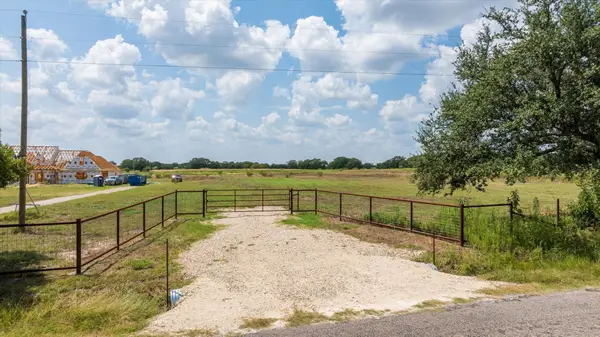 3039 Pear Orchard Road, Granbury, TX 76048