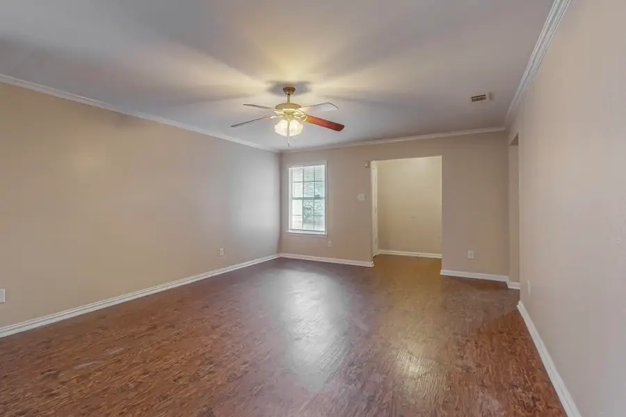 4827 Mexico, Dallas, TX 75236 - Image #2