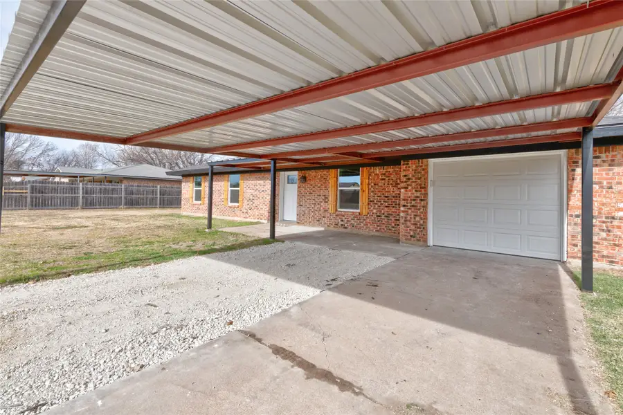 214 Sandy Lane, Clyde, TX 79510 - Image #3