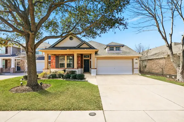 9013 Trail Blazer Drive, Fort Worth, TX 76131