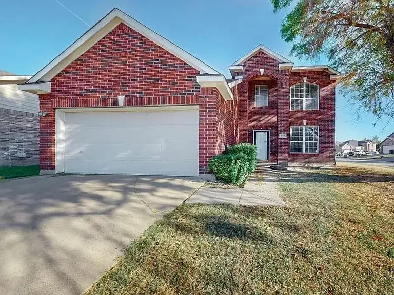 801 Gillon Drive, Arlington, TX 76001 - Image #1