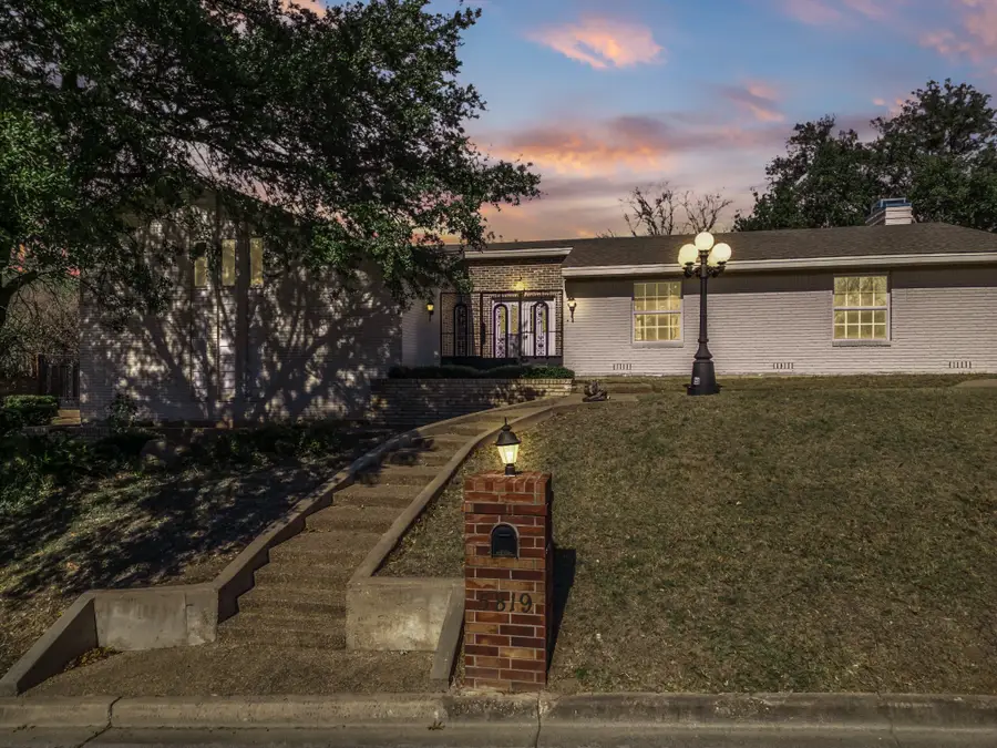 5819 Mount Rockwood Circle, Waco, TX 76710 - #2
