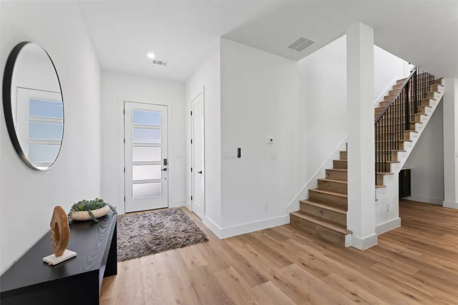 2828 Rochester Street, Dallas, TX 75215 - Image #3