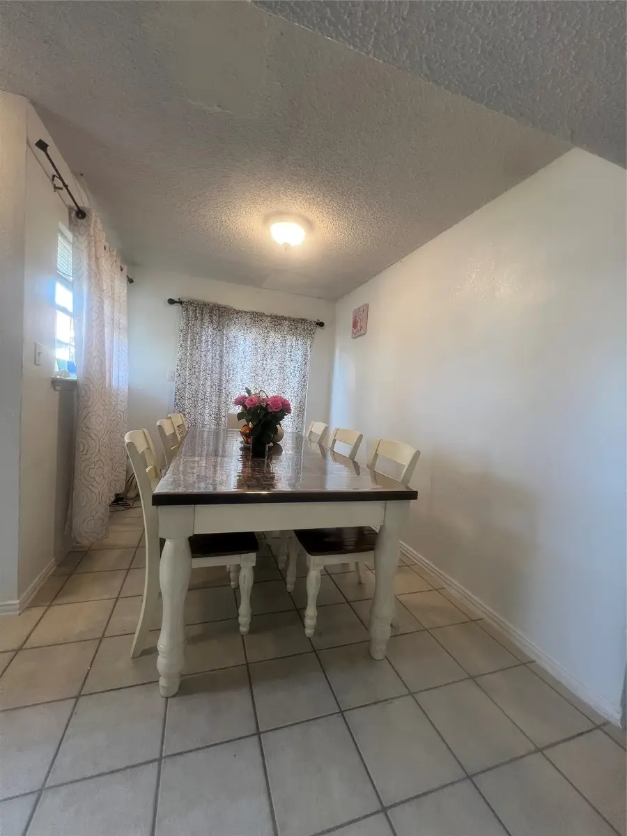 10636 Wessex Drive, Dallas, TX 75217 - #2