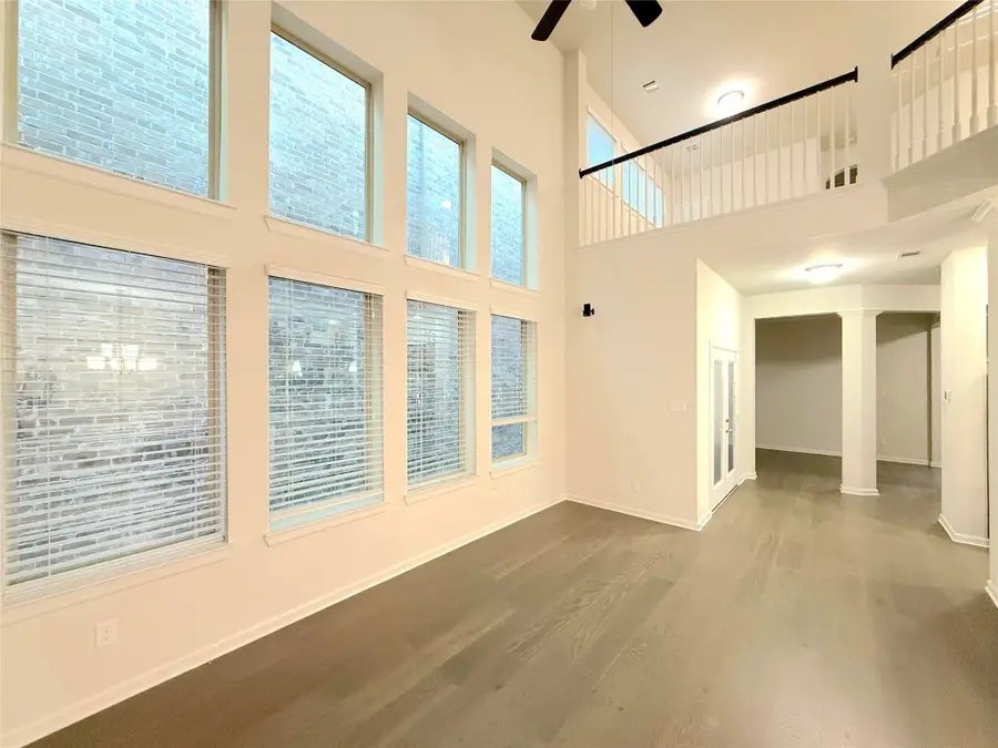 6683 Deleon Street, Irving, TX 75039 - Image #2