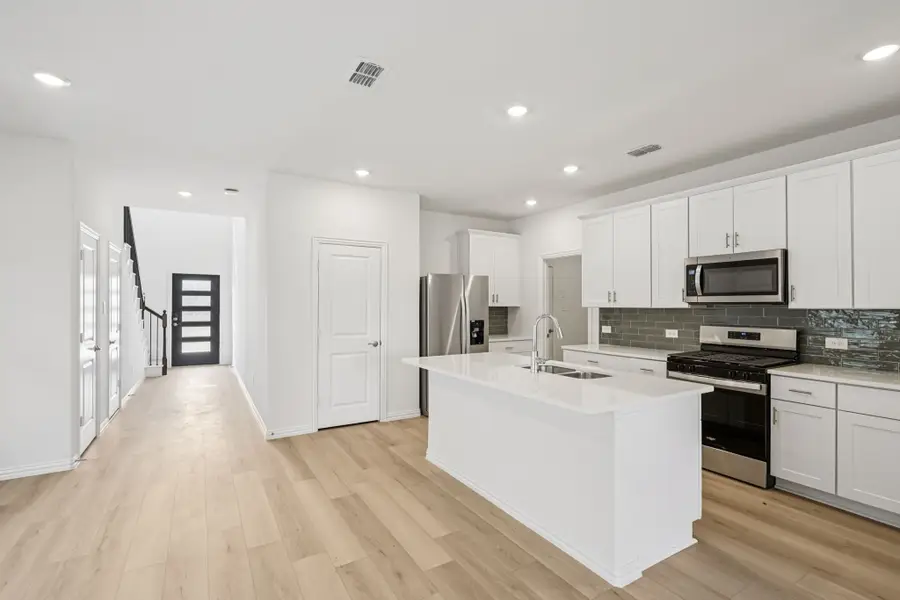 806 Leavenworth Drive, Princeton, TX 75071 - #3