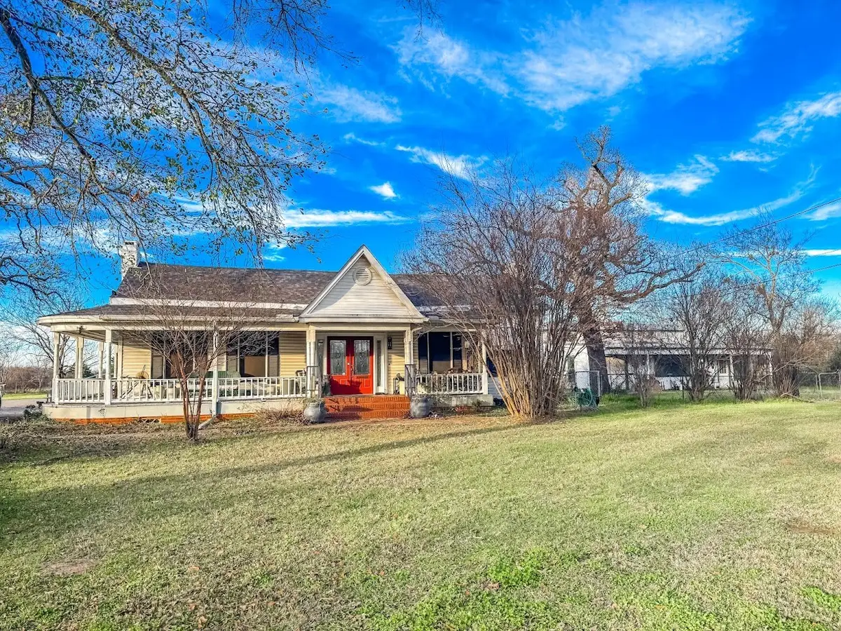618 W Main Street, Fairfield, TX 75840 - Image #1
